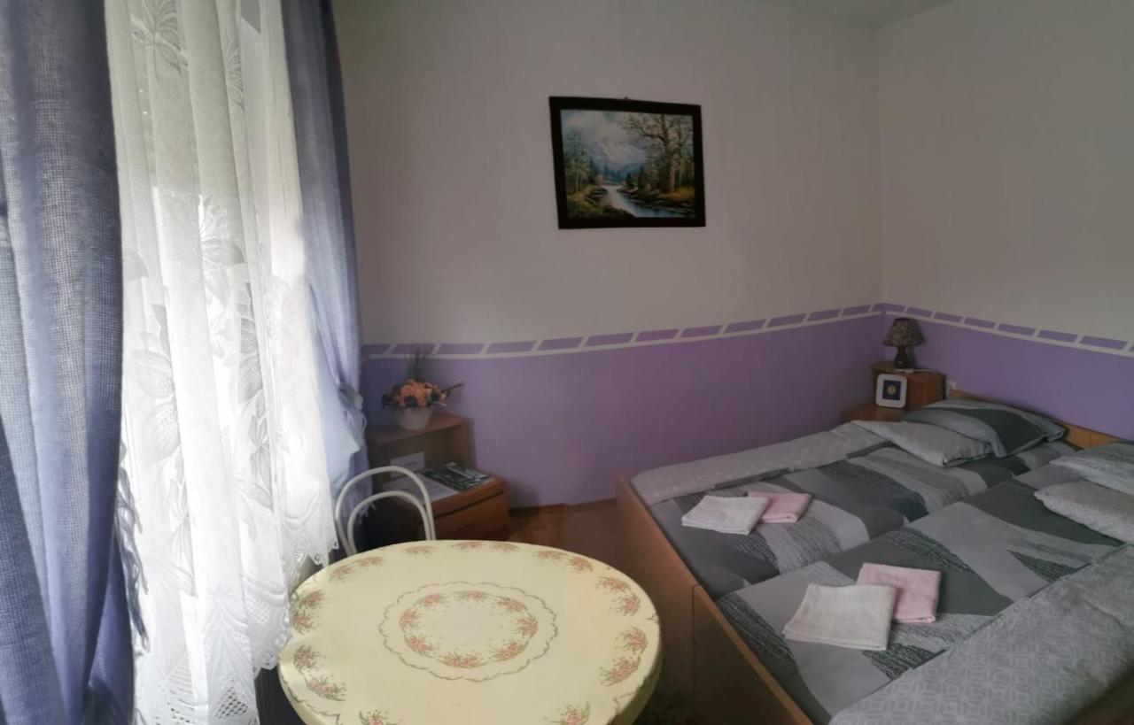 Gacka Rooms Vrhovine 外观 照片