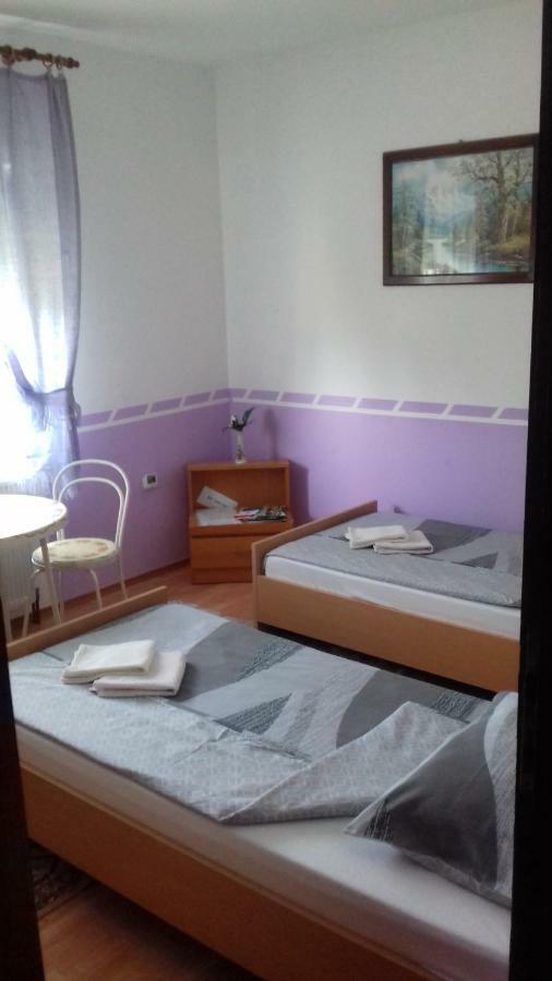 Gacka Rooms Vrhovine 外观 照片